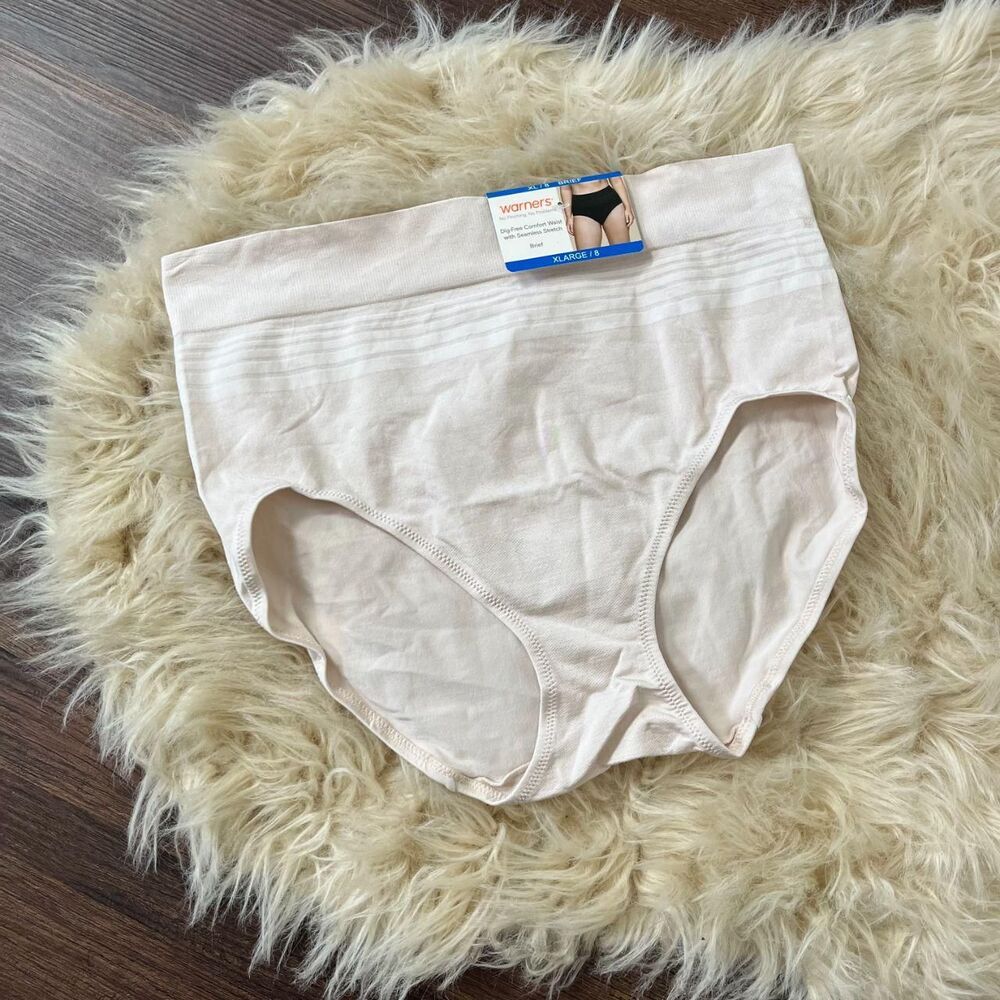 NWT Warner's No Pinching. No Problems. seamless briefs neutral nude XL